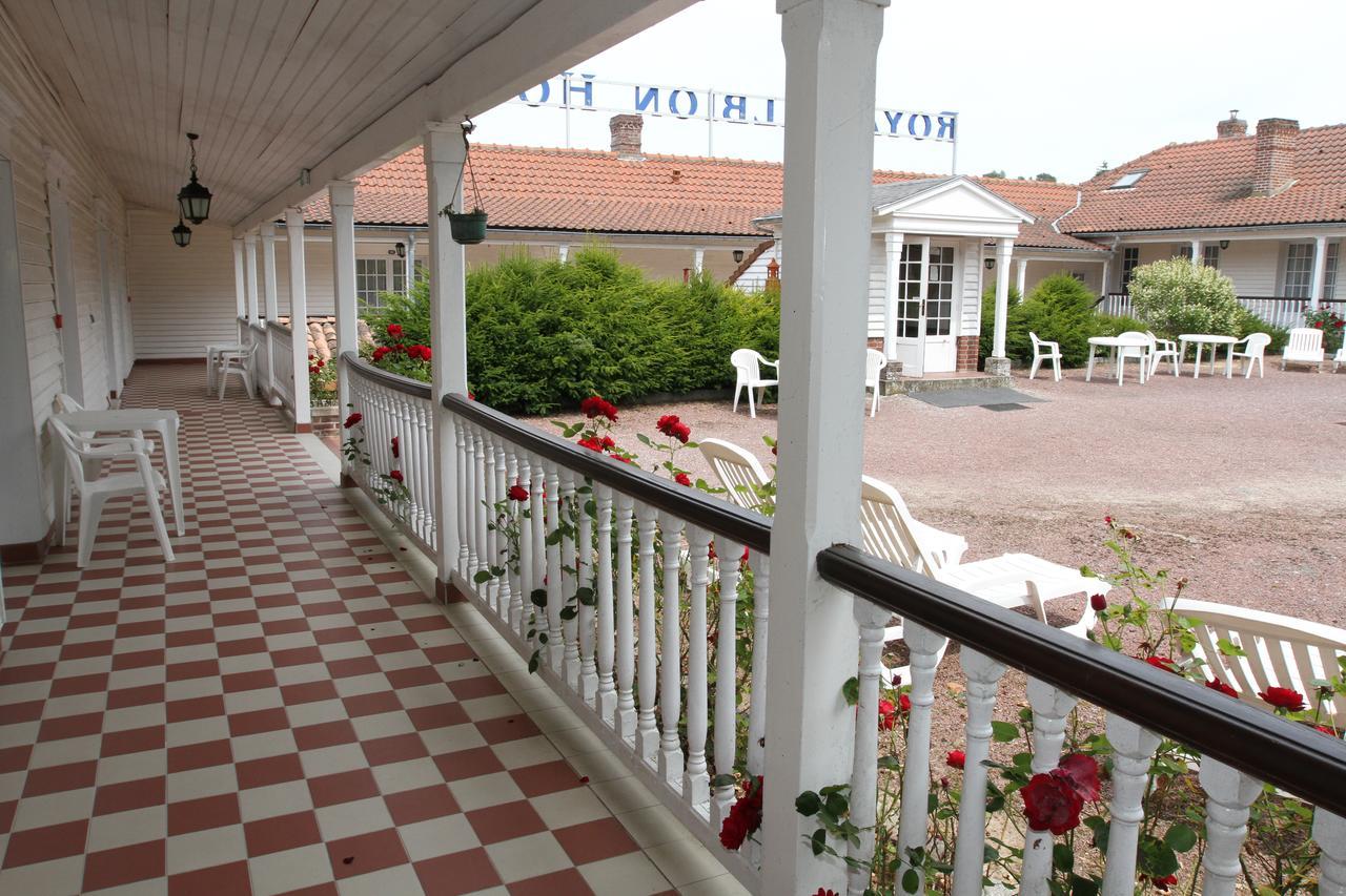 Hotel Royal Albion Mesnil-Val-Plage Exteriör bild