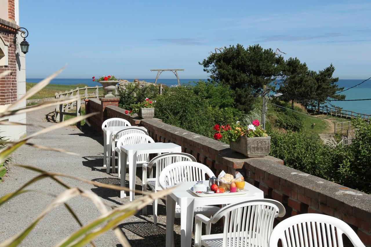 Hotel Royal Albion Mesnil-Val-Plage Exteriör bild