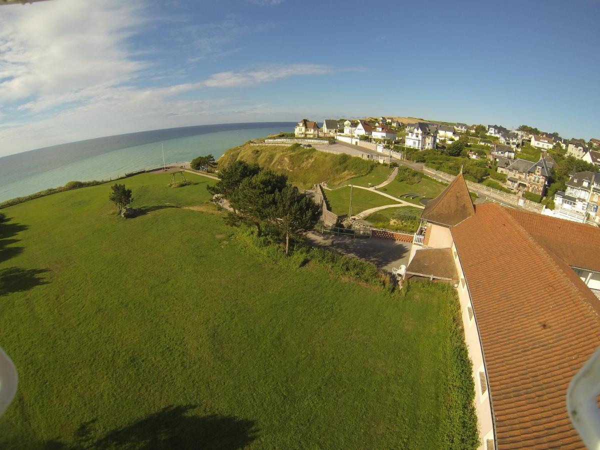 Hotel Royal Albion Mesnil-Val-Plage Exteriör bild